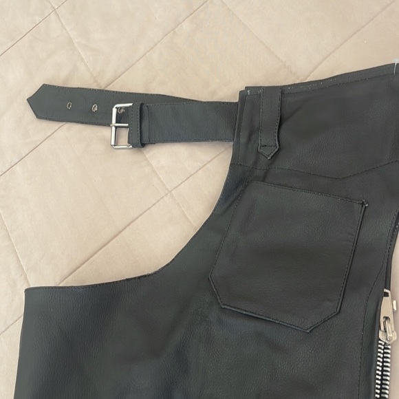 XL Leather Chaps - Picture 3 of 7